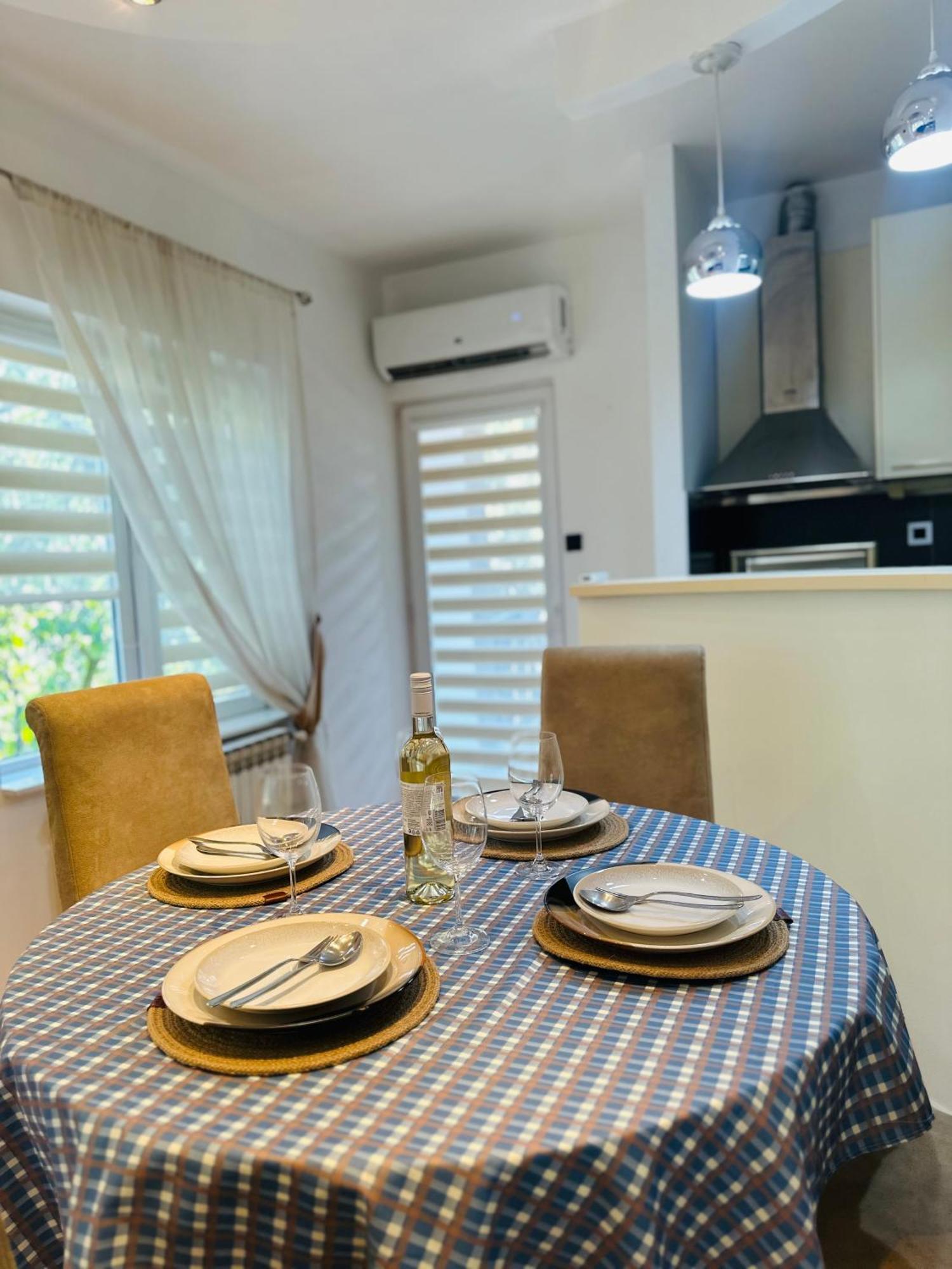 Urban Stay Σκόπια Εξωτερικό φωτογραφία